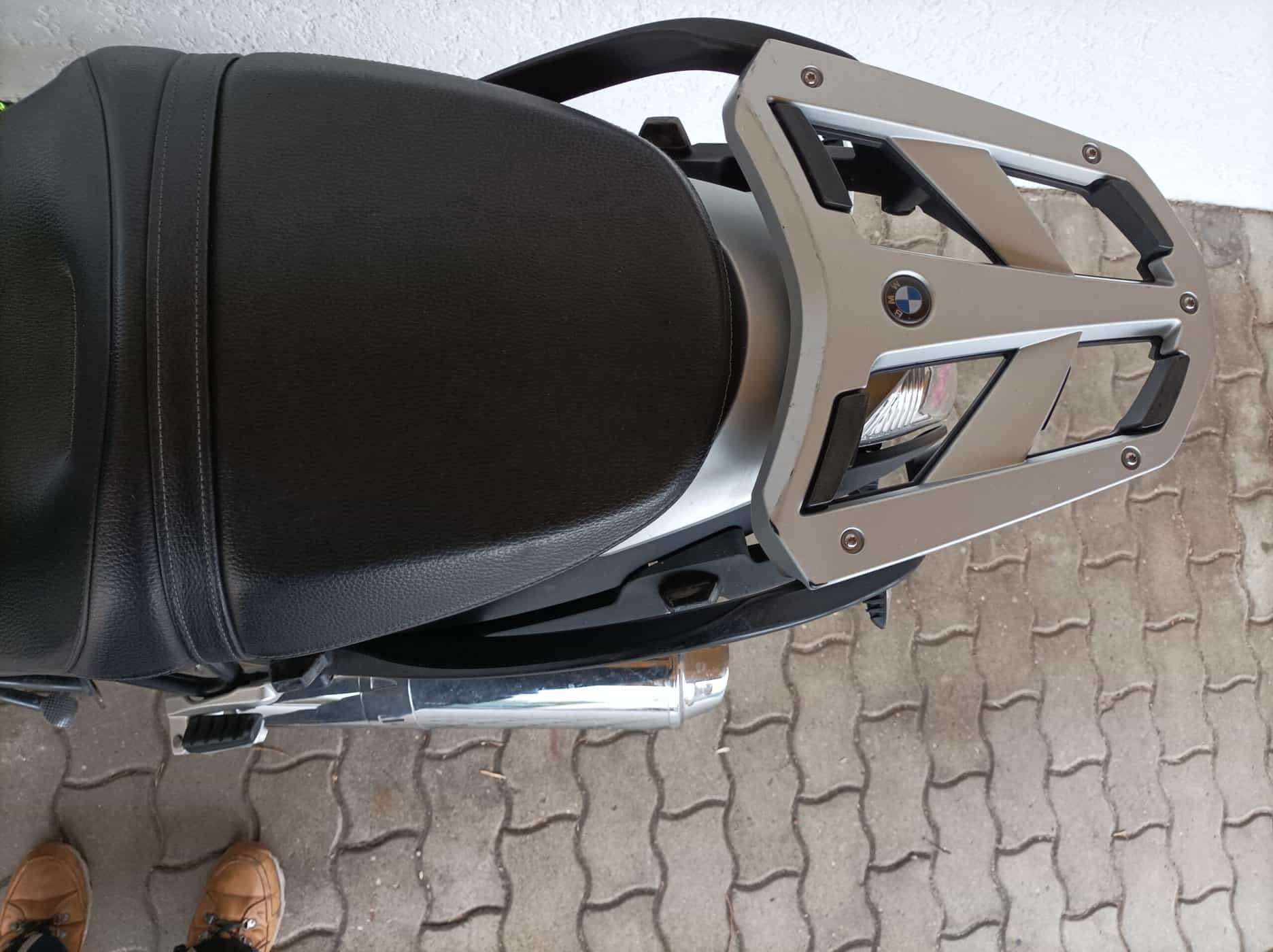 Großes Vorschaubild des Motorrades in einem Bilderkarussell