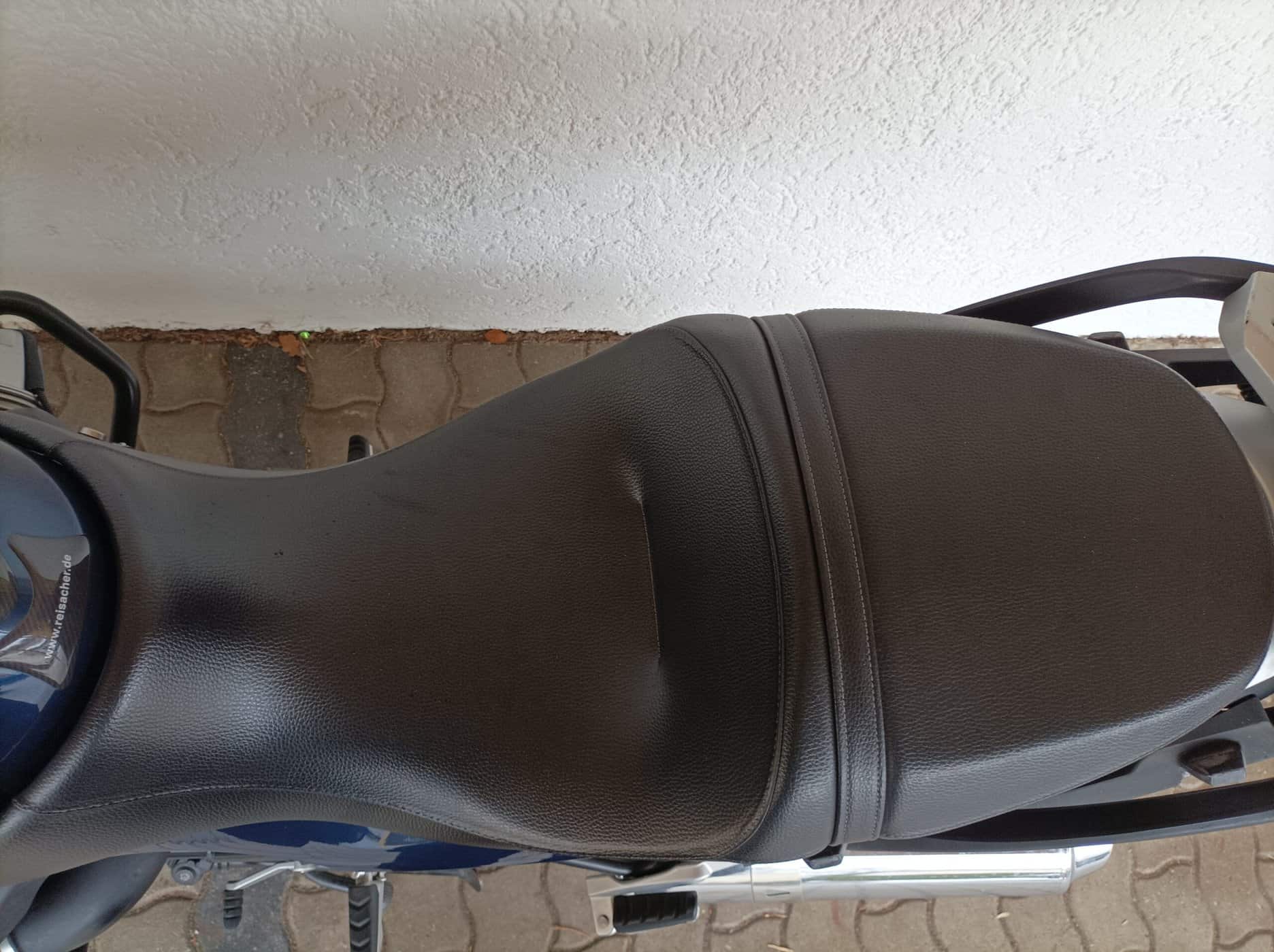 Großes Vorschaubild des Motorrades in einem Bilderkarussell