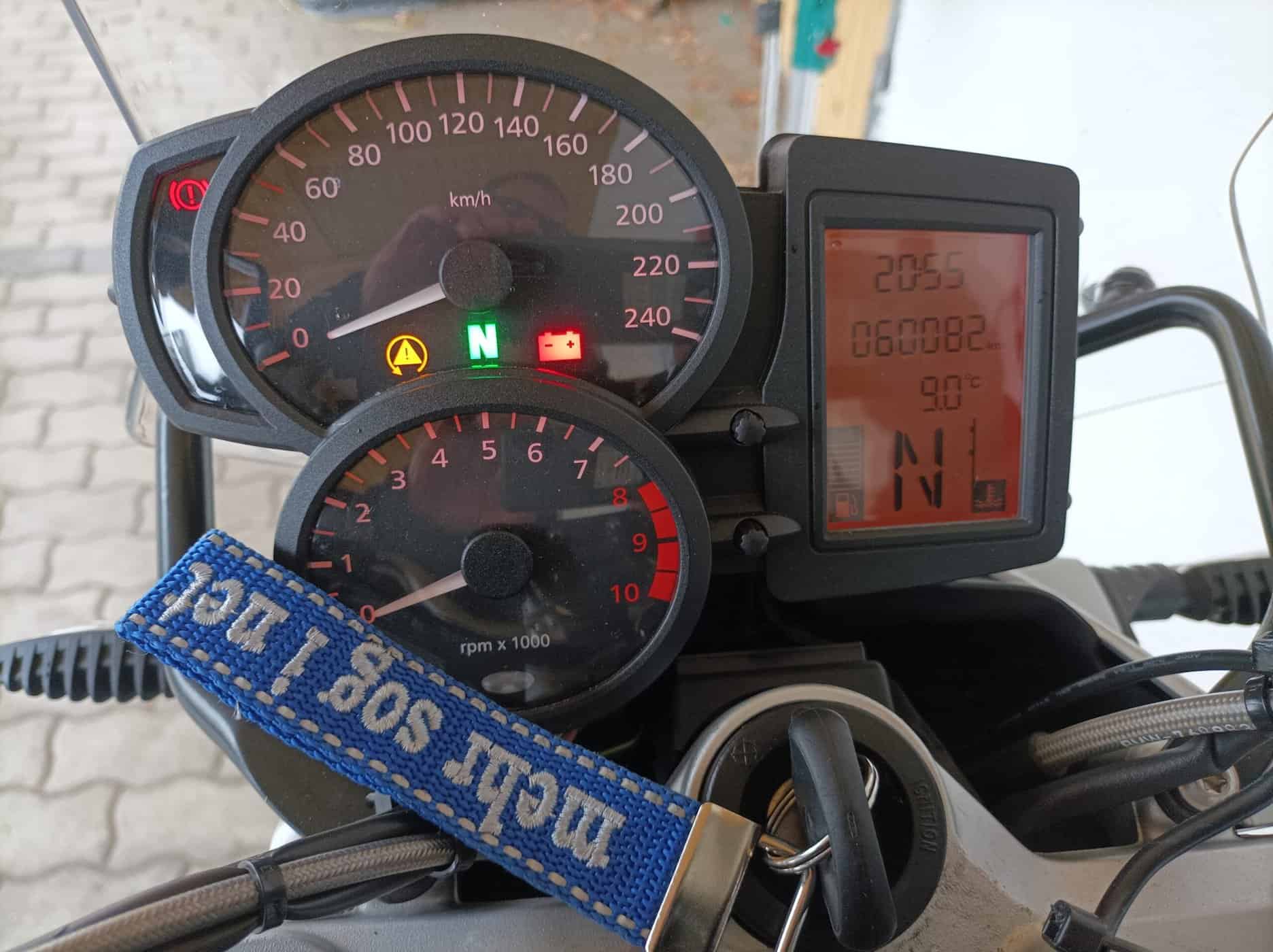 Großes Vorschaubild des Motorrades in einem Bilderkarussell