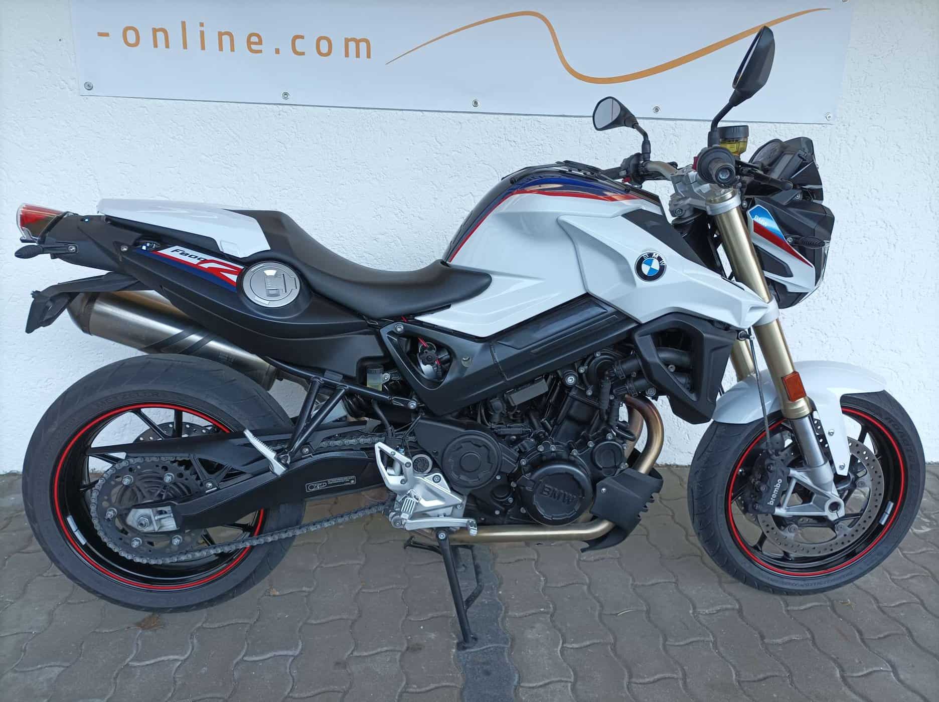 Großes Vorschaubild des Motorrades in einem Bilderkarussell