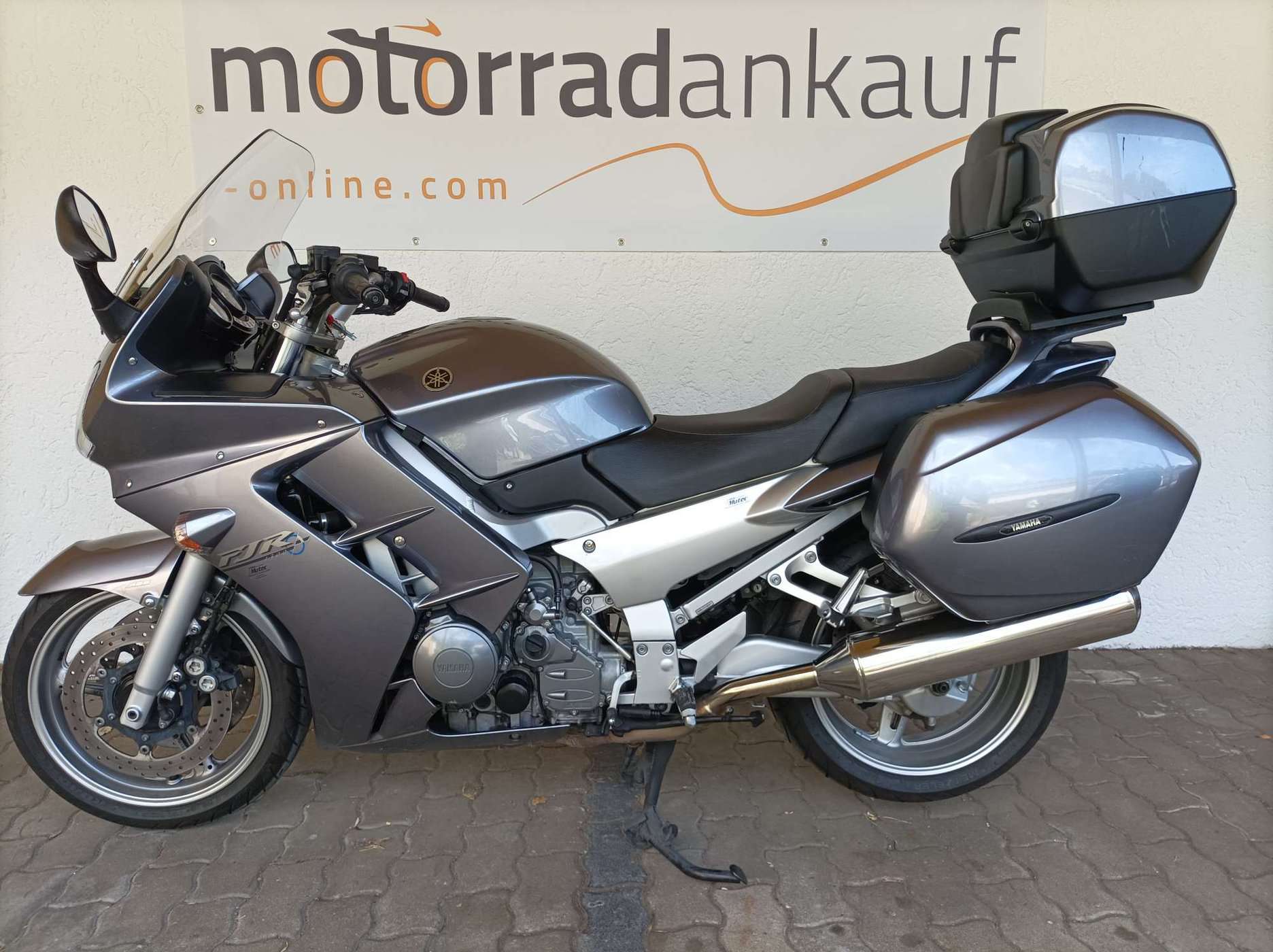 Großes Vorschaubild des Motorrades in einem Bilderkarussell