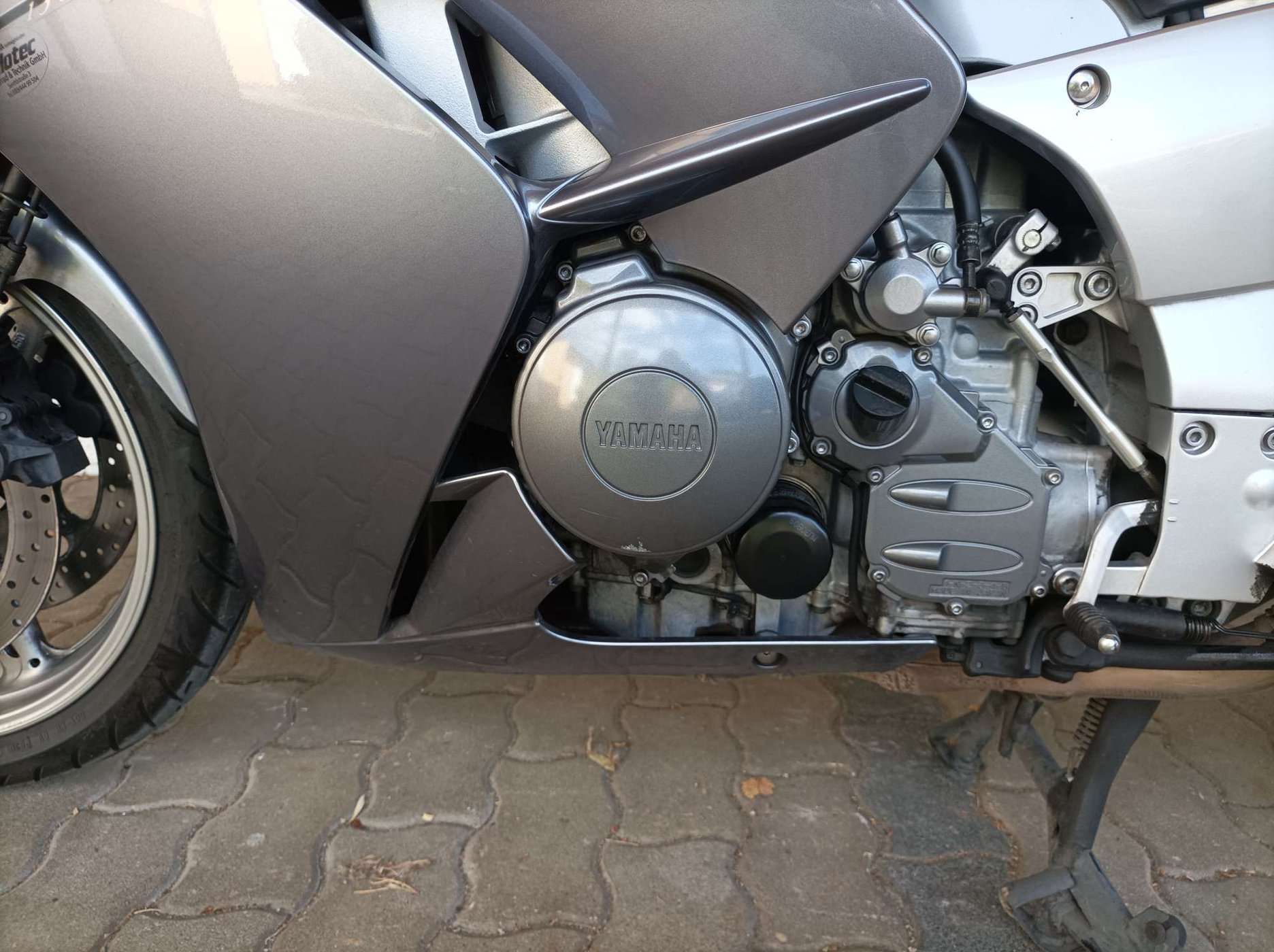 Großes Vorschaubild des Motorrades in einem Bilderkarussell