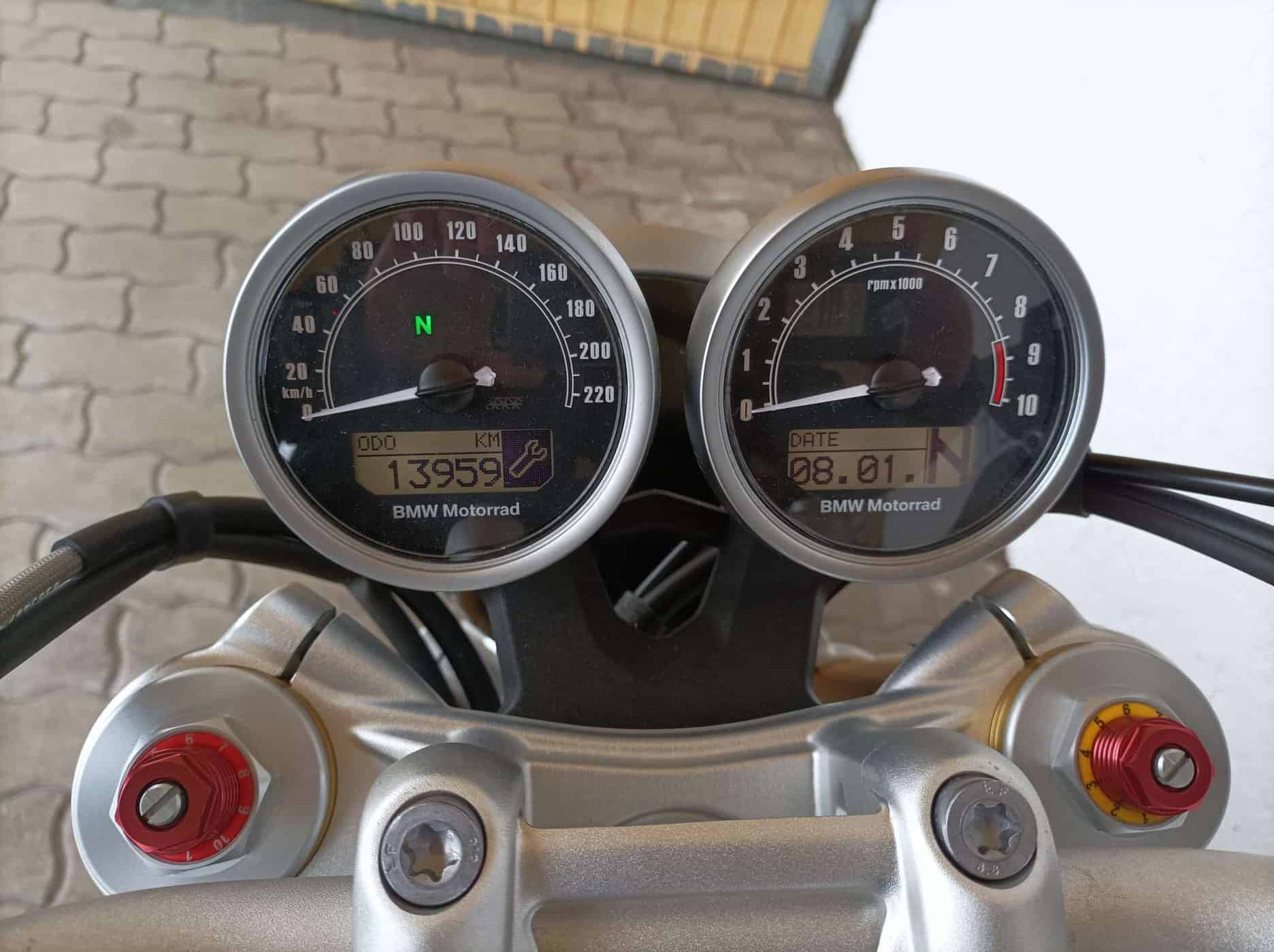 Großes Vorschaubild des Motorrades in einem Bilderkarussell
